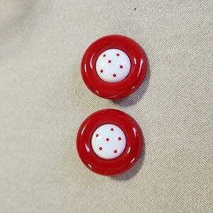 Vintage round red and white earrings